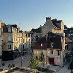 With Balcony - Castle View קאין