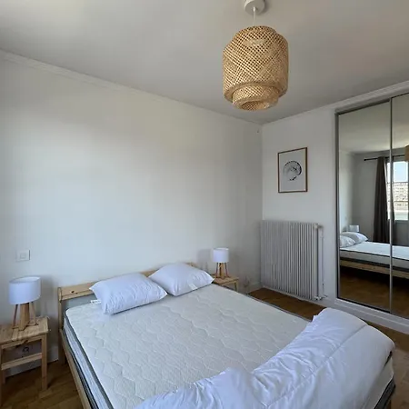 With Balcony - Castle View Apartment *