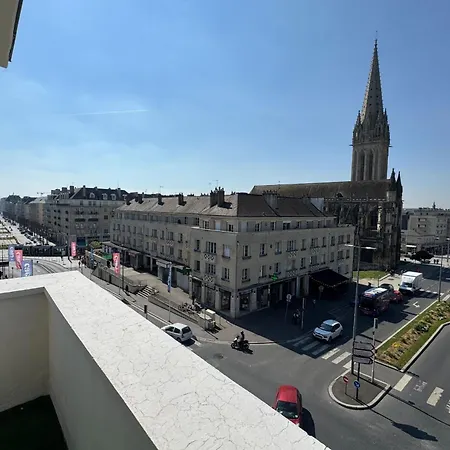 With Balcony - Castle View Caen