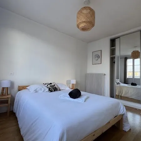 Appartement With Balcony - Castle View Caen