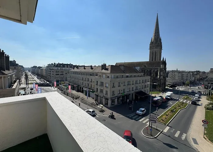 With Balcony - Castle View Caen
